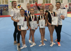 Волгодонские спортсменки триумфально выступили на областном турнире по спортивной гимнастике 