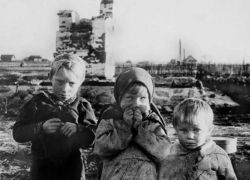 «Фашисты заставляли нас смотреть на зверства и пытки!» - читательница «Блокнота Волгодонска» Людмила Гончарова