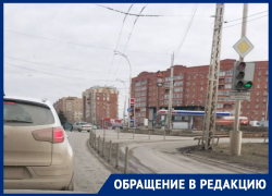 Разделительные столбики на въезде в новый город стали невидимыми