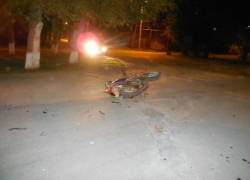 В Волгодонске в ДТП с участием скутера и автомобиля пострадал несовершеннолетний