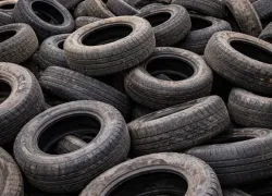 Волгодонцам грозят жесткие штрафы за нелегальное складирование использованных покрышек 