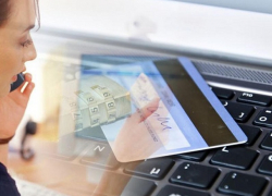 Молоденькая волгодончанка через социальные сети приторговывала несуществующей женской одеждой 