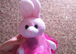 Шестой участнице конкурса к 8 Марта друг подарил мочалку для душа