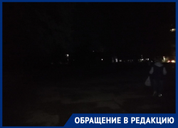 «Без фонарика не пройти»: люди жалуются на темень в районе «Дубравушки»