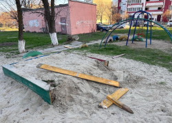 В ДСиГХ ответили на жалобы волгодонцев о вандализме на детской площадке 