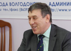 Мэр Волгодонска почти в два раза увеличил себе и замам размер ежегодной компенсации на лечение