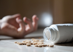 В Волгодонском районе женщина пыталась отравиться таблетками из-за развода с мужем