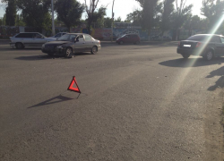 В Волгодонске на перекрестке у бывшей базы «Автолик» столкнулись «Daewoo Gentra» и «Kia Spectra»