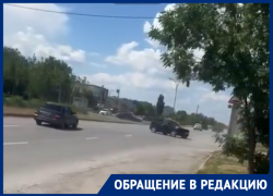 «Чикаго по-волгодонски»: волгодонец сообщил о машинах с чёрными лентами, которые едва не спровоцировали ДТП