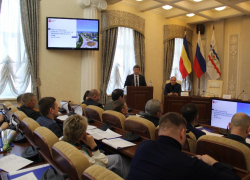 Каждому депутату – по миллиону, новые лица в комиссии по строительству и молодежном парламенте: итоги весеннего заседания Волгодонской Думы