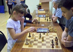 Юная шахматистка Екатерина Кирдяшкина стала победительницей чемпионата ЮФО среди девочек