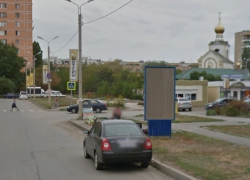 Женщину с маленьким ребенком сбили в районе церкви в Волгодонске