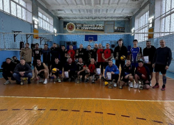 Команда «Восход» из Цимлянского района стала победителем волейбольного турнира памяти Алексея Растрепина