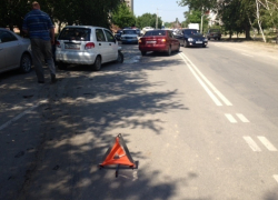 В результате столкновения двух корейских автомобилей пострадал двухлетний ребенок и его 29-летняя мать