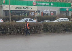 В Волгодонске продолжается весенняя уборка
