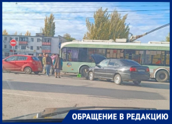 ДТП парализовало ход троллейбусов: волгодончанка ищет свидетелей аварии