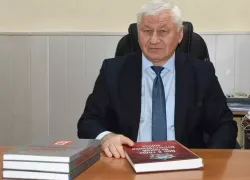 Глава Ремонтненского района Анатолий Пустоветов сложил полномочия: что стоит за отставкой