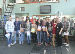 В Волгодонске на турнире по пауэрлифтингу почтили память тренера, погибшего в ДТП несколько недель назад