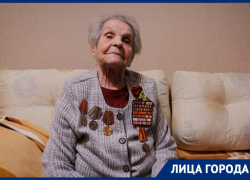 «Владимир Путин - лучший правитель века»: 102-летняя волгодончанка Тамара Енина
