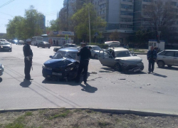 В Волгодонске два человека пострадали в ДТП на пересечении Черникова-Энтузиастов