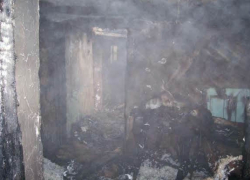 Появилось видео пожара на переулке Октябрьском - 14 июня в этой волгодонской квартире погибли двое