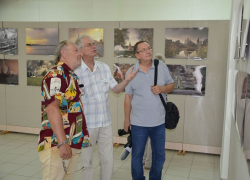 Потомки первого легендарного руководителя Волгодонска и начальника стройки ЦимГЭС Василия Барабанова посетили наш город