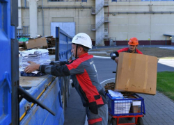 300 деревьев спасла РоАЭС: сотрудники сдали на переработку более 30 тонн макулатуры