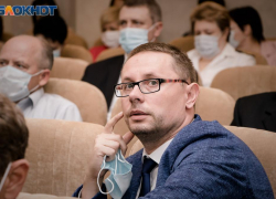 Дом и небольшой доход: Алексей Плотников один из самых скромных народных избранников