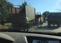 Парень и девушка погибли в страшной аварии с КамАЗом на автодороге Ростов-Волгодонск