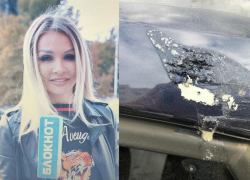 Спецкору «Блокнота» Алесе Талан облили машину химическим веществом