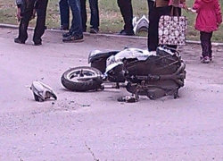 В Волгодонске на Морской в результате ДТП мотоцикл разорвало на части