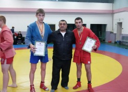 Волгодонцы вошли в число призеров чемпионата Ростовской области по боевому самбо