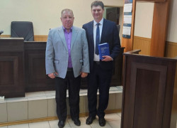 Александр Кислов принял присягу в Волгодонском районном суде