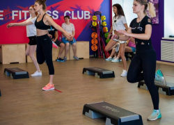 Степ-платформы выбили из борьбы в спортивном этапе «Мисс Блокнот» сразу двух участниц 