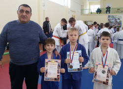 Волгодонские спортсмены отличились на рождественском турнире по дзюдо