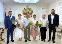 50 лет вместе: Волгодонск чествует «золотых» семейных юбиляров