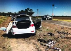 Молодая девушка и мужчина погибли в лобовом ДТП в Мартыновском районе 