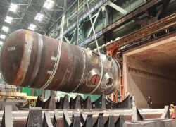 На «Атоммаше» десять дней сваривали две половинки атомного реактора