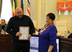 Скромный депутат Сергей Васильченко за год стал еще беднее 