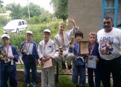 Волгодонец выиграл региональный турнир по дзюдо в Калмыкии