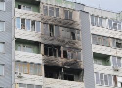 В Волгодонске в девятиэтажке сгорели четыре балкона