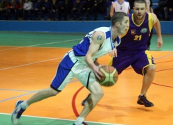  БК «Волгодонск» уступил лидеру чемпионата