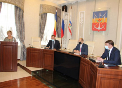 «Омикрон вроде есть, но его как бы нет»: почему в Волгодонске не говорят о приходе нового штамма COVID-19