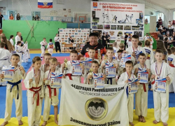 Рукопашники из Зимовников удивили зрителей в Кутейниковской и успешно выступили на первенстве Орловского района
