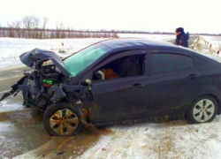 На трассе Волгодонск - Зимовники в результате ДТП с участием двух иномарок погиб водитель
