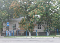 Житель Романовского дома престарелых нанес своему соседу по комнате 16 ножевых ранений