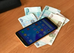 Жительница Дубовского района лишилась 93 тысяч рублей после телефонного звонка 