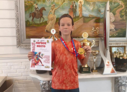 Золото областного Чемпионата по теннису привез в Волгодонск воспитанник спортивной школы №5