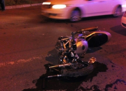 За смерть мотоциклиста под Волгодонском виновника ДТП не лишили прав 