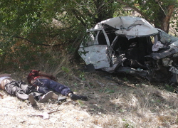 На старой Цимлянской трассе смертельное ДТП унесло жизнь водителя и пассажира